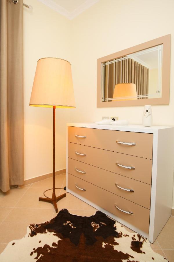 Tafa Deluxe Apartment Vlorë Εξωτερικό φωτογραφία